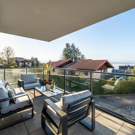 Bright Modern With View In Evian Apartman