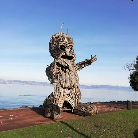 Apartman Bright Modern With View In Evian *