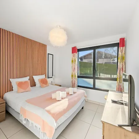 Bright Modern With View In Evian Neuvecelle